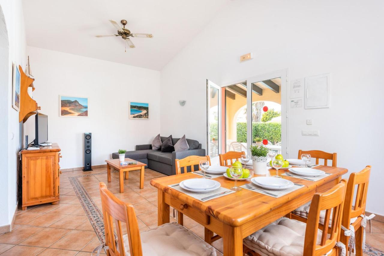 Villa Nurimar Cala'N Bosch  Exteriör bild