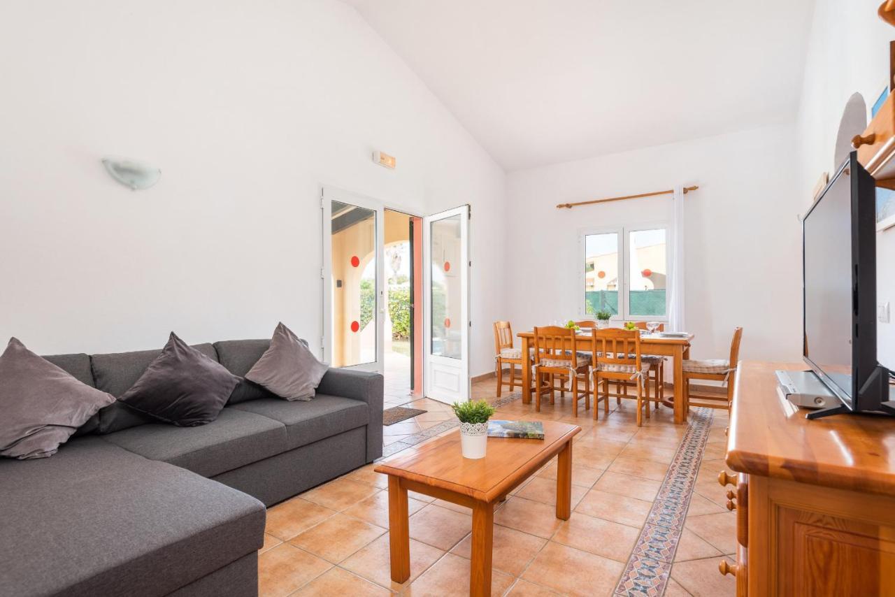 Villa Nurimar Cala'N Bosch  Exteriör bild